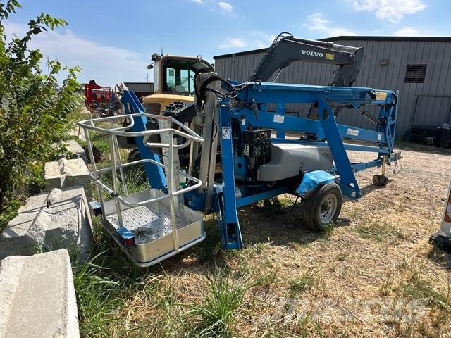 Genie TZ-50 DC Trailer mounted platforms
