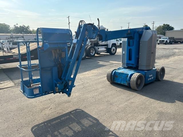 Genie Z-30/20N RJ Kĺbové plošiny