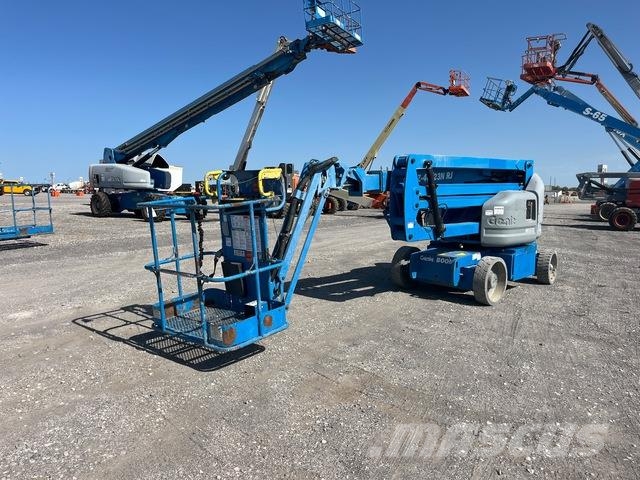 Genie Z-40/23N RJ Plataformas con brazo de elevación manual