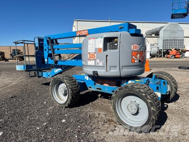 Genie Z-45/25 Bomlifte med knækarm