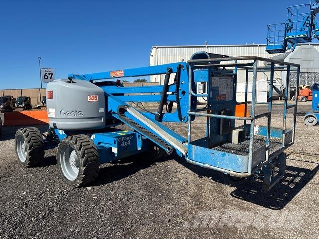 Genie Z-45/25 Bomlifte med knækarm