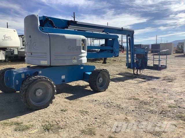 Genie Z-60/34 Articulated boom lifts
