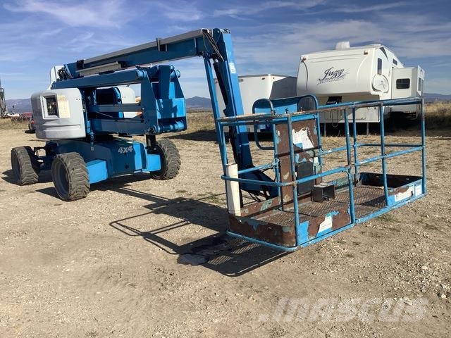 Genie Z-60/34 Articulated boom lifts