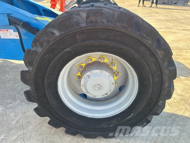 Genie Z135/70 Kĺbové plošiny