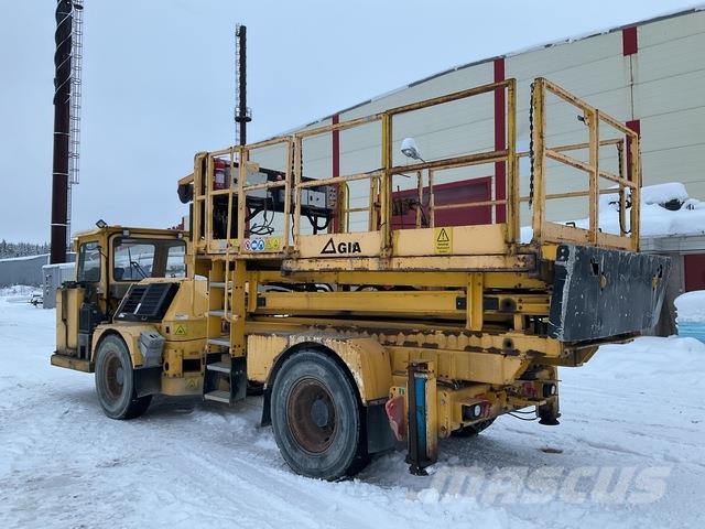 Giamec 211 Platforme aeriene montate pe camion