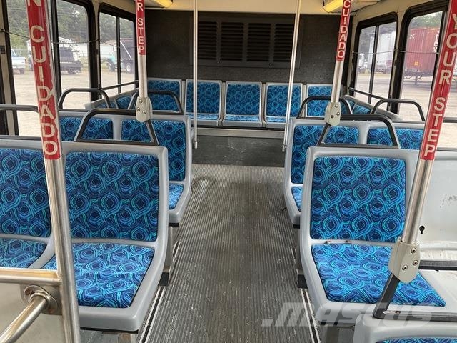 Gillig G2 Transiliner G29B102N4 Мікроавтобуси