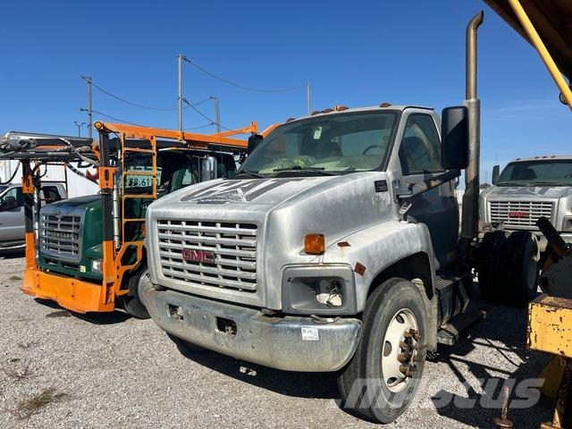 GMC C7500 キャビン及び内装