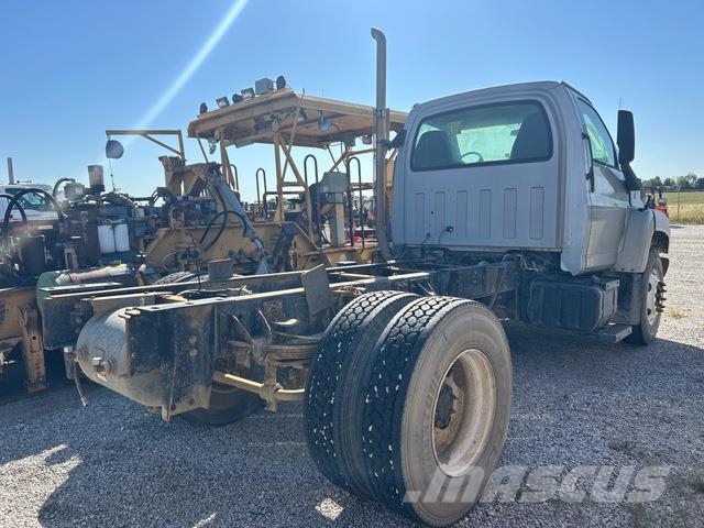 GMC C7500 キャビン及び内装