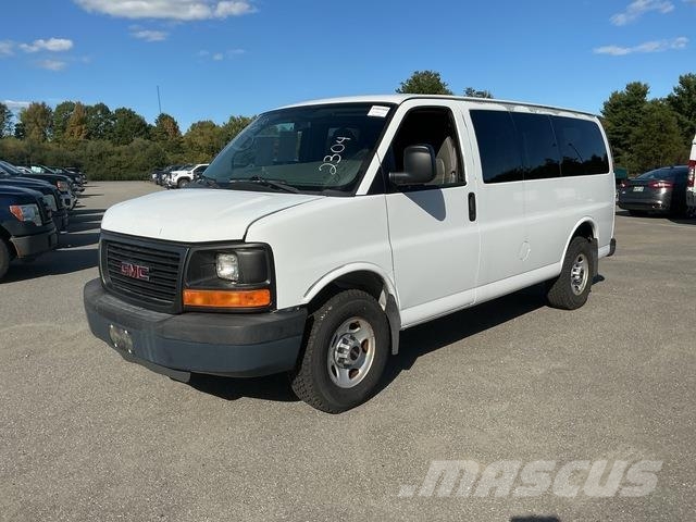 GMC Savana LS 2500 自動車