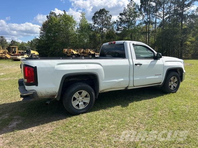 GMC Sierra 1500 Pikapai / Bortiniai sunkvežimiai