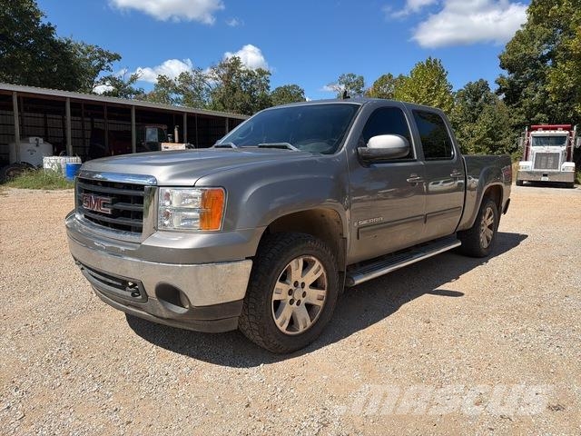 GMC Sierra 1500 皮卡.傳統半斗卡車/側卸板