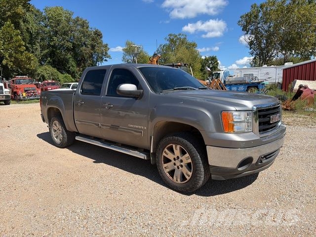 GMC Sierra 1500 皮卡.傳統半斗卡車/側卸板