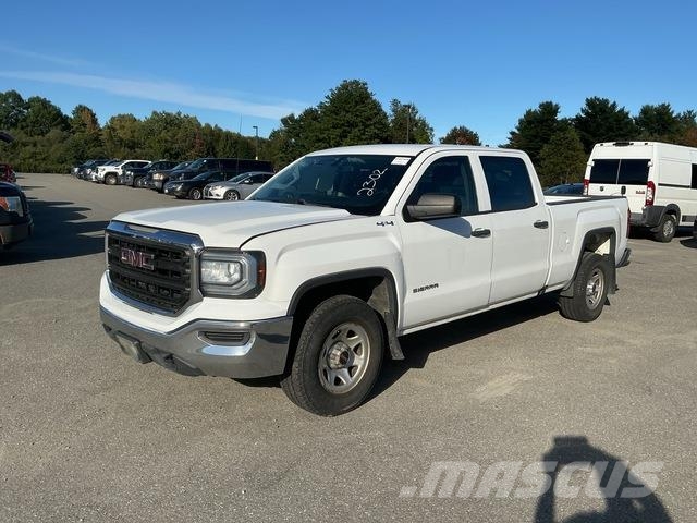 GMC Sierra 1500 Pikaplar