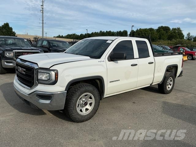 GMC Sierra 1500 Pikaplar