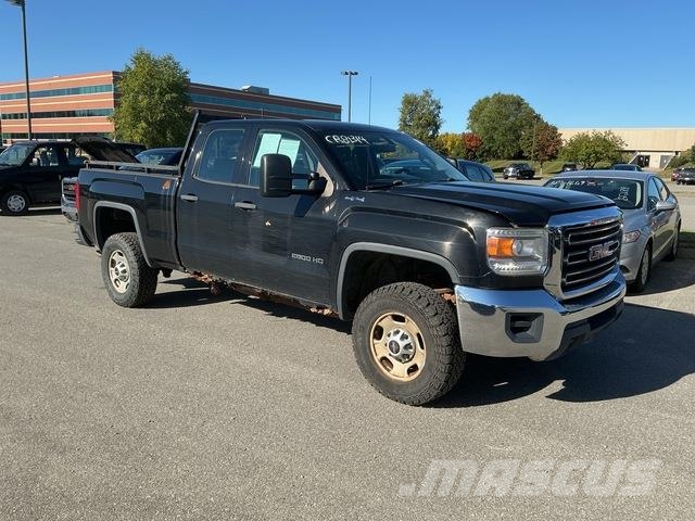 GMC Sierra 2500D Kis teherszállító/Platós kocsi