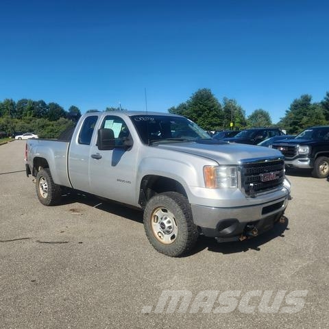 GMC Sierra 2500HD Sniježne daske i plugovi
