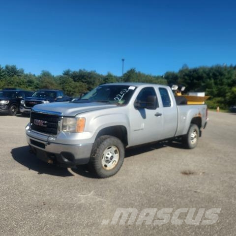 GMC Sierra 2500HD Снігоочищувальні ножі та плуги