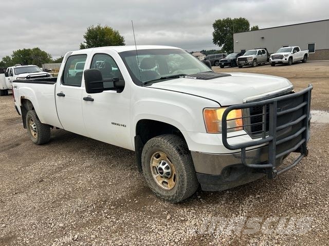 GMC Silverado 2500HD 皮卡.傳統半斗卡車/側卸板