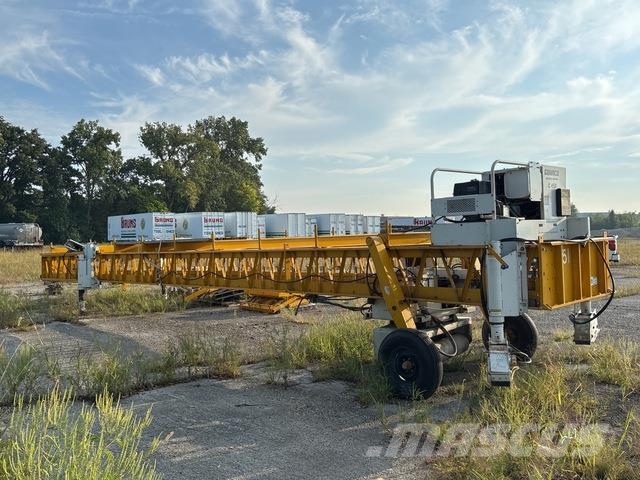 Gomaco C-450 Concrete accessories