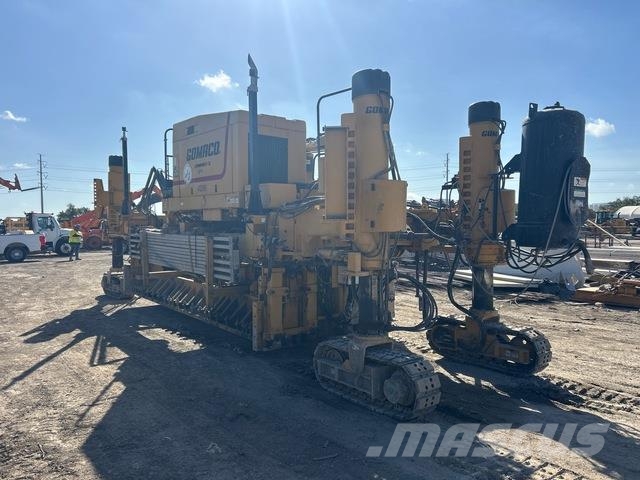 Gomaco Commander III Strassenfertiger
