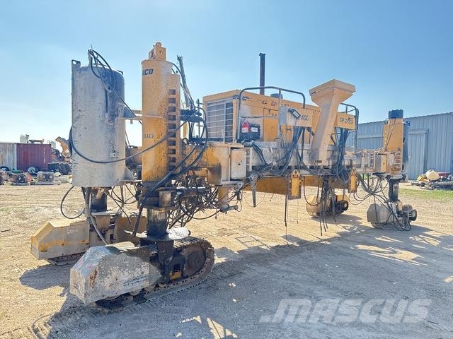 Gomaco GP2400 Concrete pavers