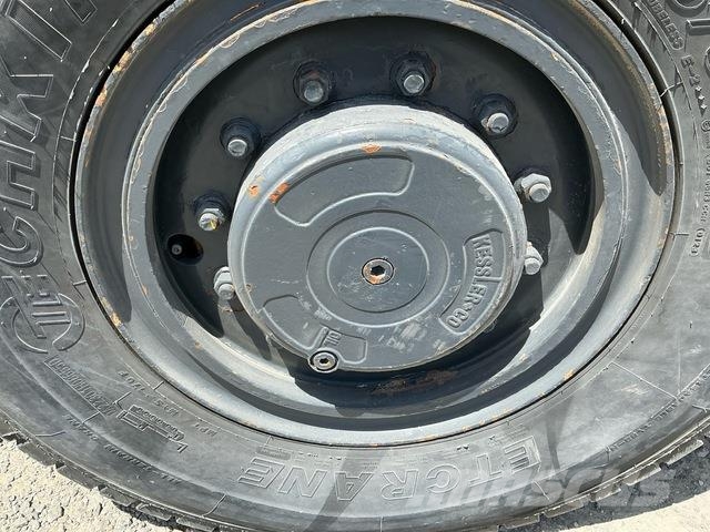 Grove GMK5130-1 Polovne dizalice za sve terene