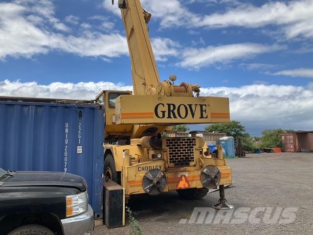 Grove RT635C Gru per terreni difficili
