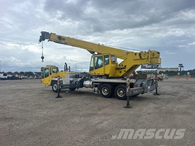Grove TMS540 رافعات مجنزرة