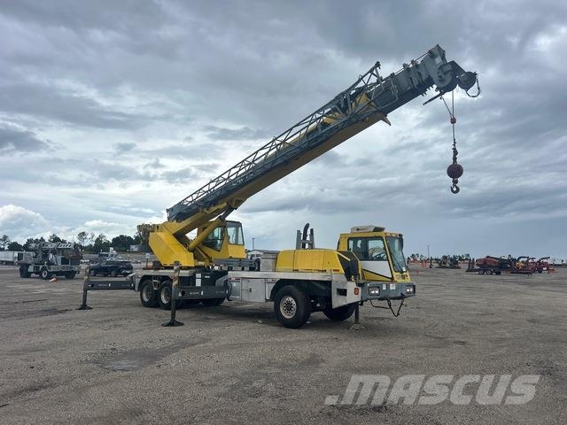 Grove TMS540 رافعات مجنزرة