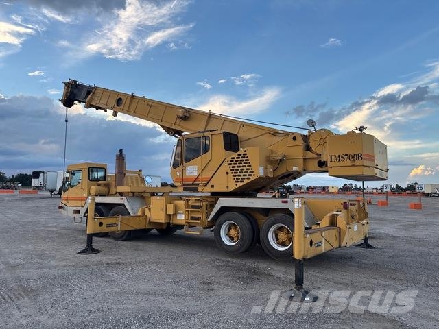 Grove TMS750B رافعات مجنزرة