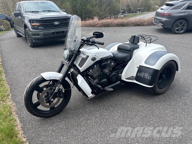 Harley-Davidson VRSCF Otros