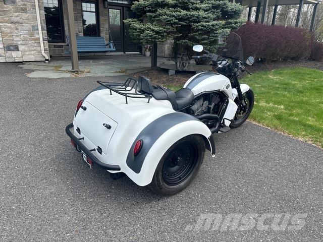 Harley-Davidson VRSCF Otros