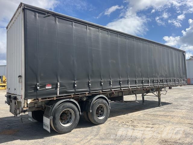 Haulmark Remolques de caja de lona