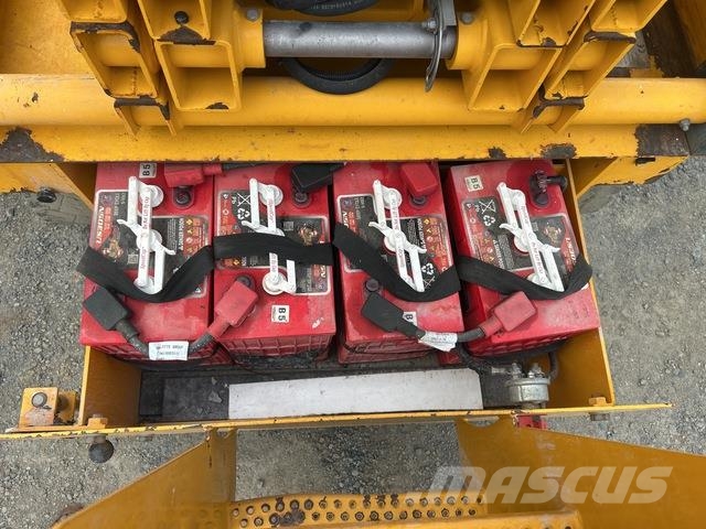 Haulotte Compact12 シザースリフト