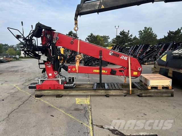 Hiab J24S 85 رافعات الطرق الوعرة