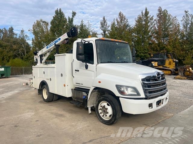Hino 238 Komunalna vozila
