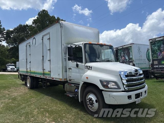 Hino 268 Camiões de caixa fechada