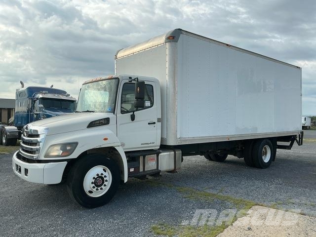 Hino 268 Camiones con caja de remolque