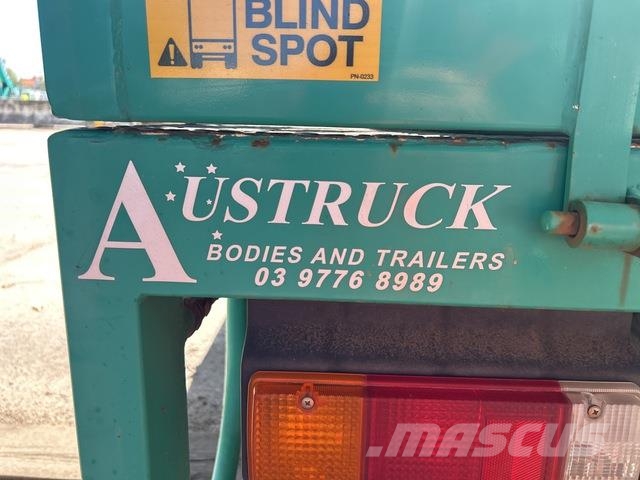 Hino 300 917 Flatbed / Dropside trucks