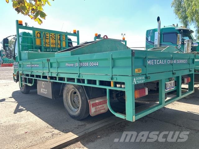 Hino 300 917 Flatbed / Dropside trucks