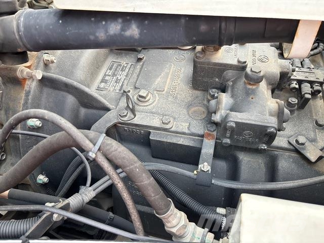 Hino 700 Otros camiones