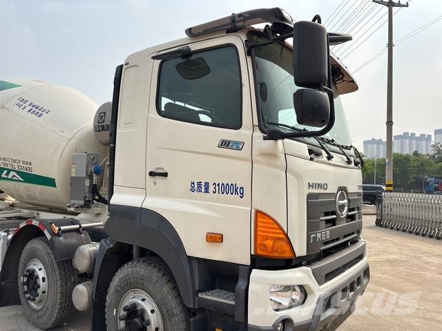 Hino 700 Otros camiones
