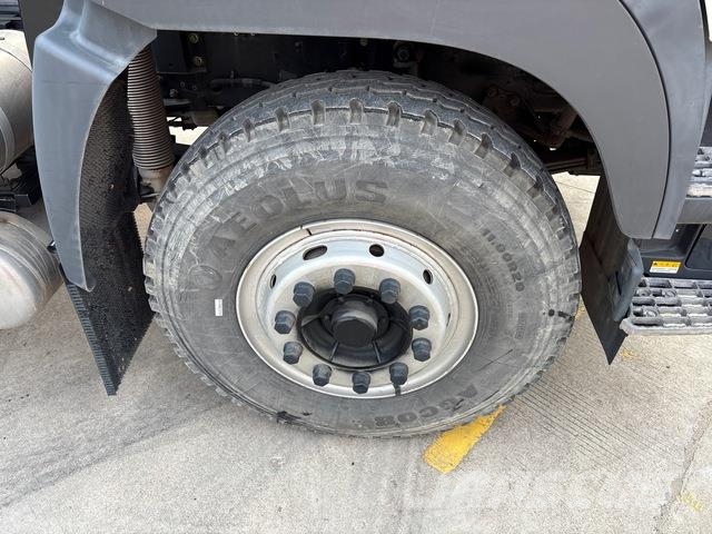 Hino 700 Otros camiones