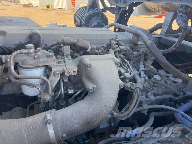 Hino FM1J Camiones aspiradores/combi