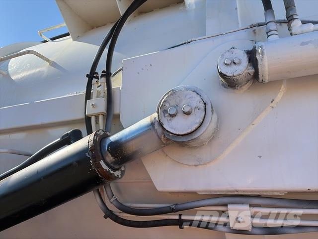 Hino FM1J Camiones aspiradores/combi