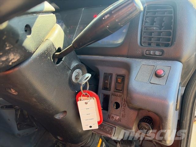 Hino FM1J Camiones aspiradores/combi