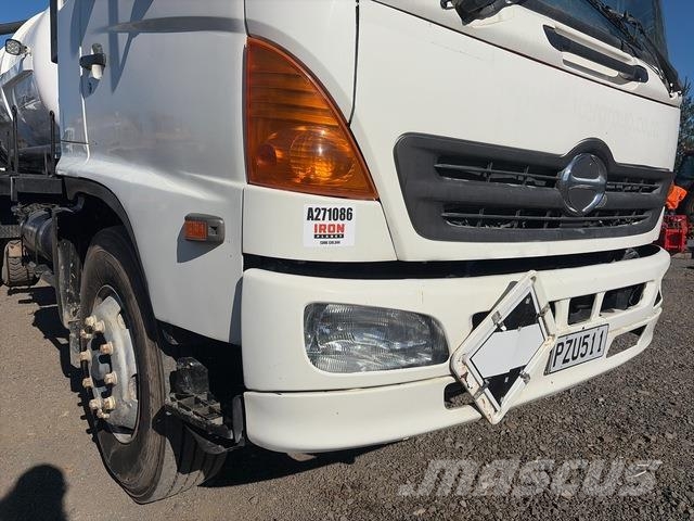 Hino FM1J Camiones aspiradores/combi