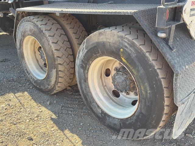 Hino FM1J Camiones aspiradores/combi