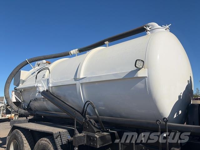 Hino FM1J Camiones aspiradores/combi