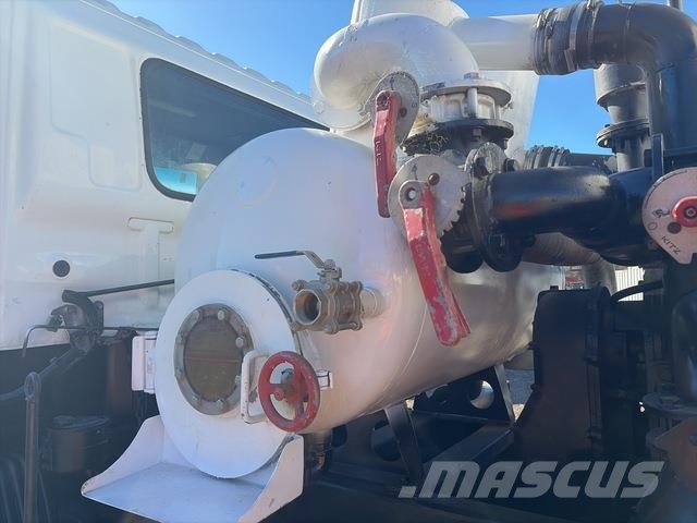 Hino FM1J Camiones aspiradores/combi